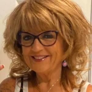 Meet your Posher, Linda